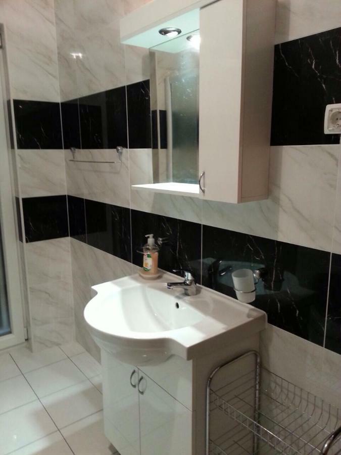 Kartini Apartment Nin Dış mekan fotoğraf