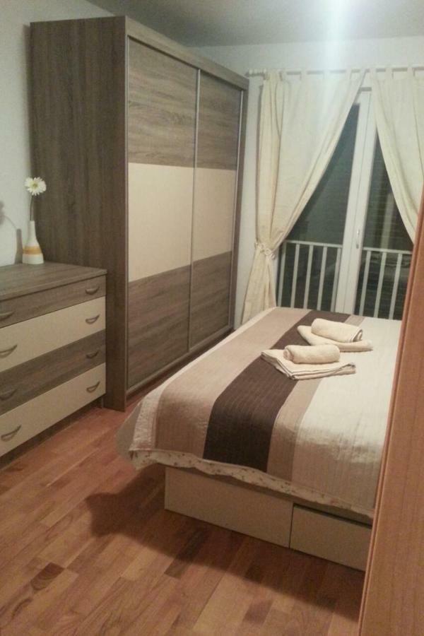 Kartini Apartment Nin Dış mekan fotoğraf