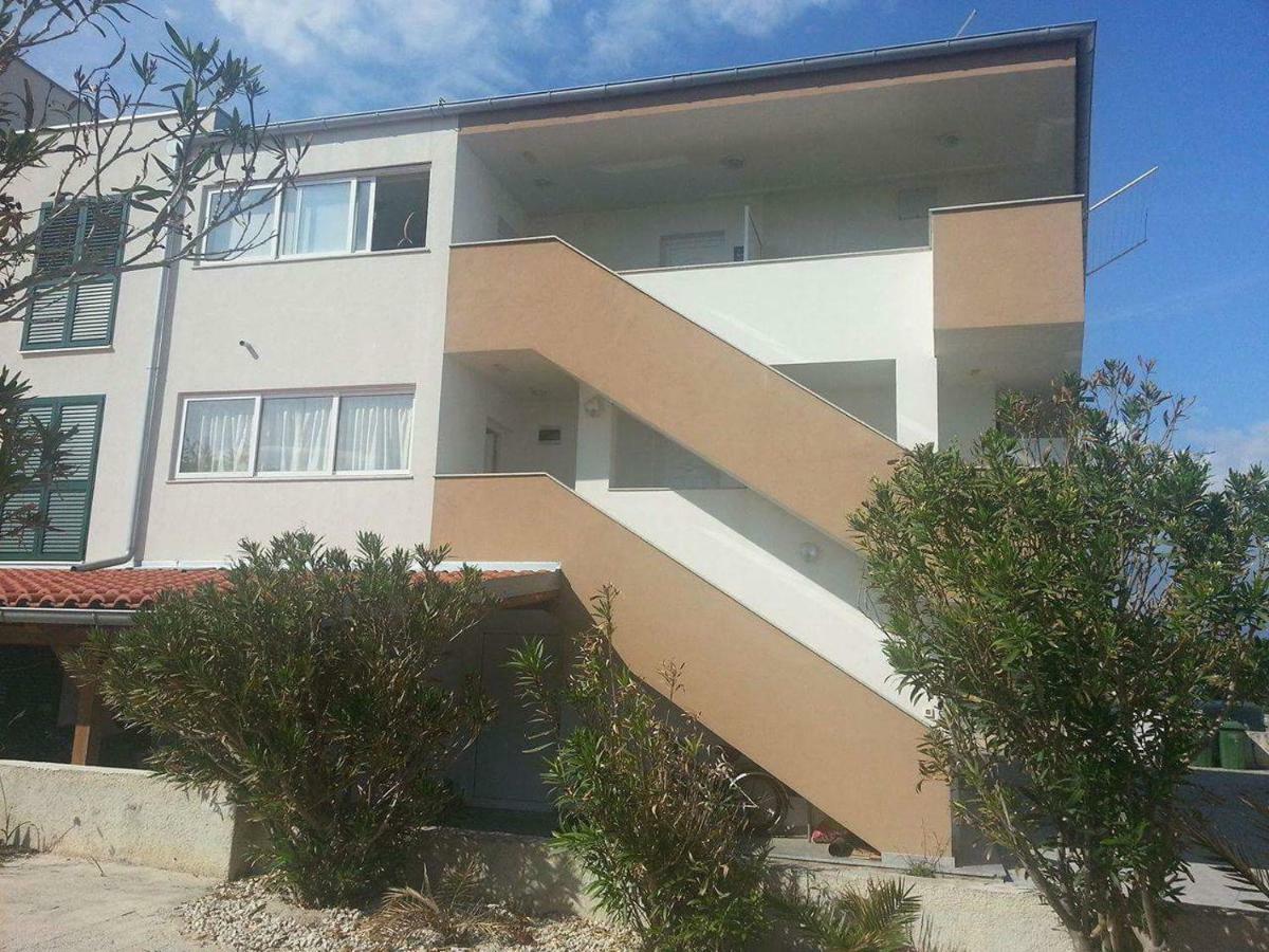 Kartini Apartment Nin Dış mekan fotoğraf